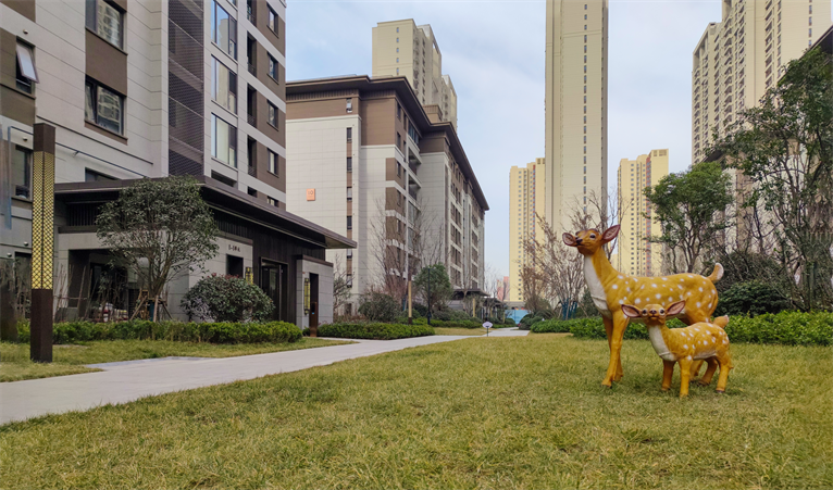 �������؈@